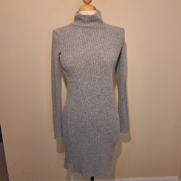 Wilfred Free Mariel Mockneck Ribbed Dress SZ S - Picture 4 of 12
